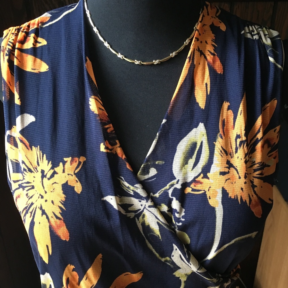 212 Collection Navy Crossover V-Neck Blouse Size M